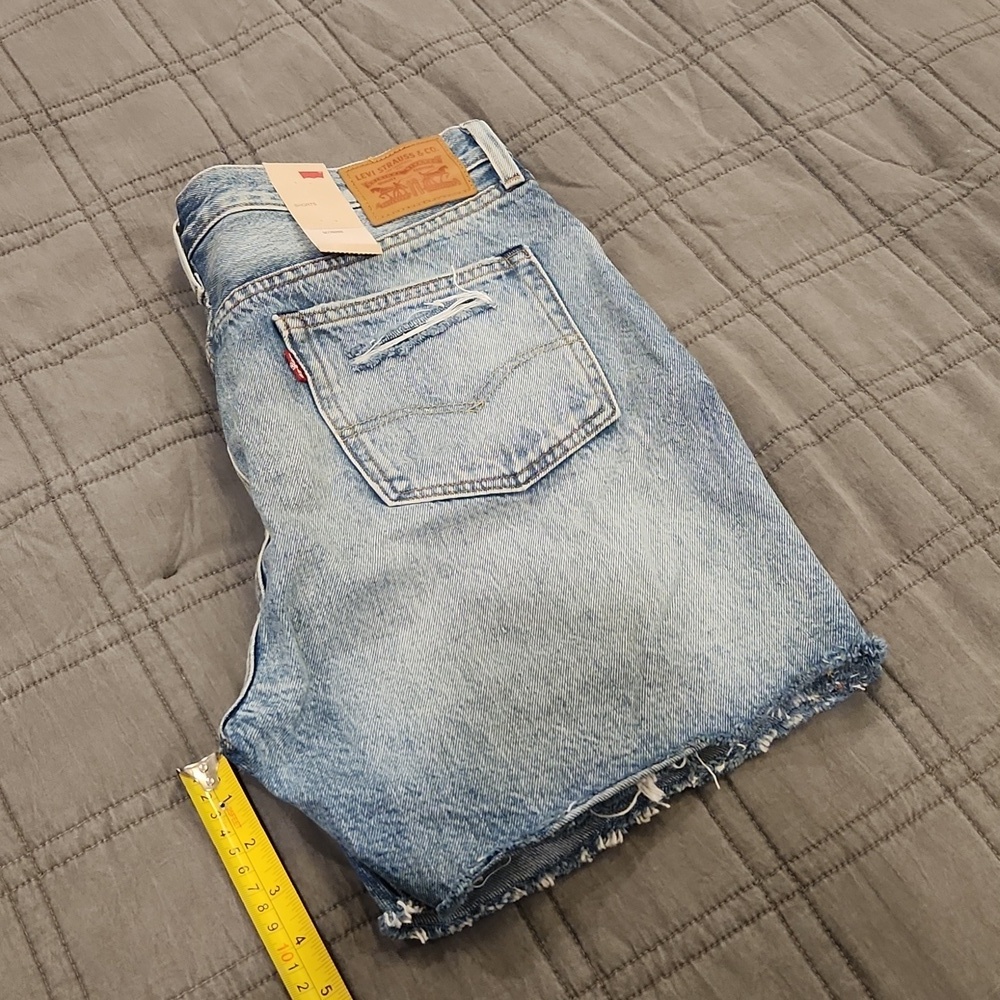 Levi's Light Blue Distressed Jean Shorts Size 32, New With Tags! - Picture 12 of 12